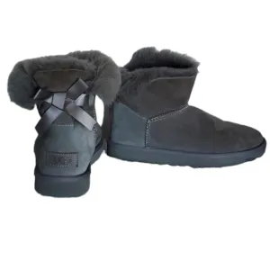 Ugg Australia Mini  Bailey Bow II Boots Winter Snow Gray Women's Woman's SIZE 7