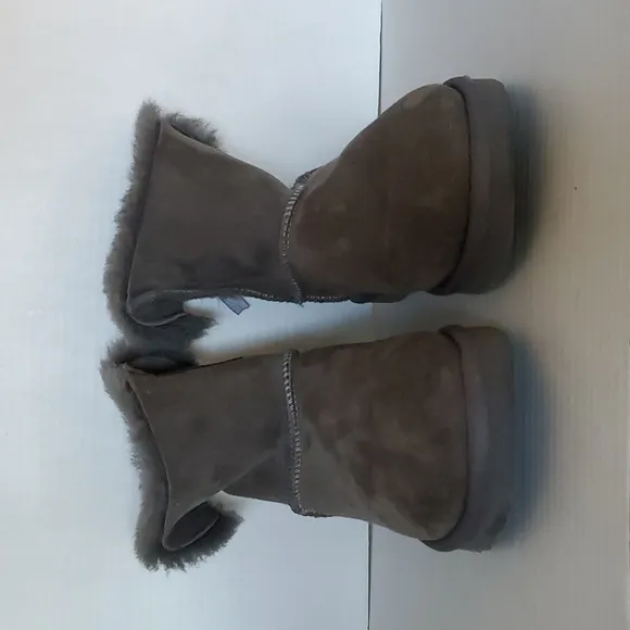 Ugg Australia Mini  Bailey Bow II Boots Winter Snow Gray Women's Woman's SIZE 7