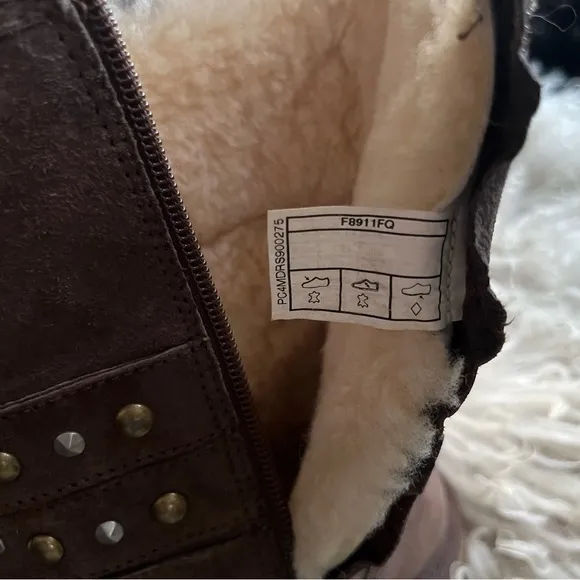 UGG Australia Rare Clovis Boots #3329 Expresso Suede Zip Studs Size 8 EUC