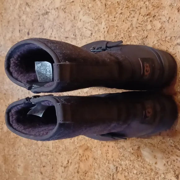 UGG Australia Women's Chocolate Brown Leather &amp; Wool Robbie Boots 7.5