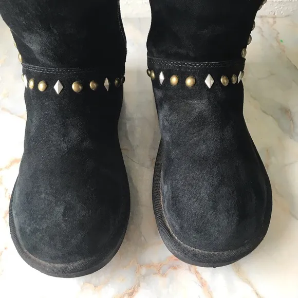 Ugg Avon Dale Black Suede Studded Boots Size 6 Style 3330