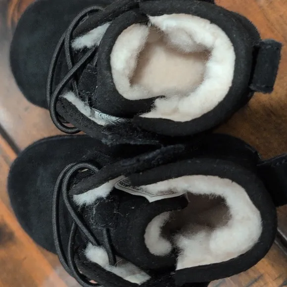Ugg baby nuemel chukka boots