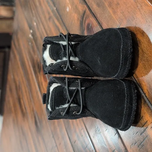 Ugg baby nuemel chukka boots