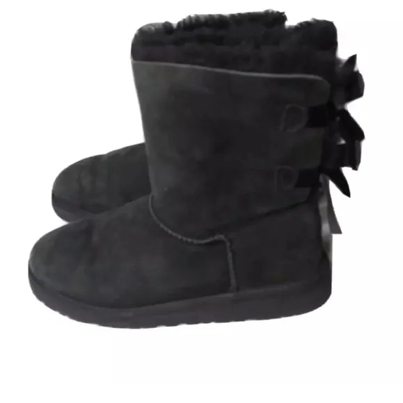 UGG Bailey Bow II Boots Big Kids Girls Size 5 Black Suede Sheepskin Lined 3280Y