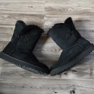 Ugg Bailey Mariko Boots in Black Women's Size 8