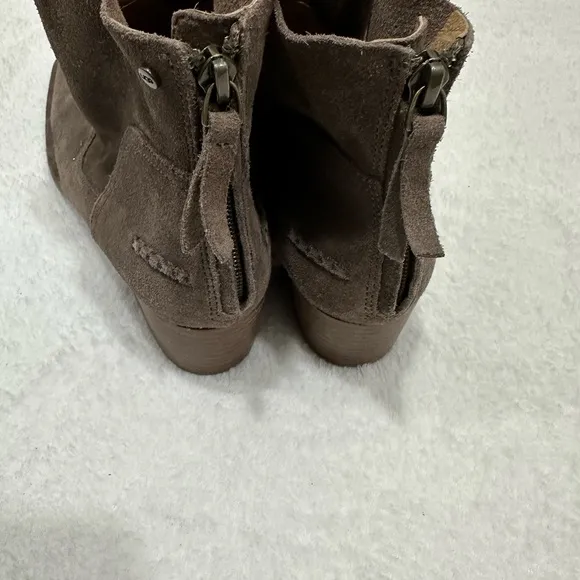 UGG  Bandara Suede Ankle Boots