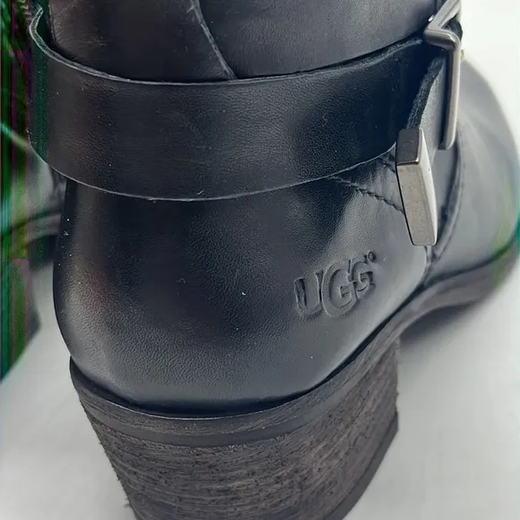 UGG Bess Black Leather Knee High Leg Boots Sz 6. TB2247E