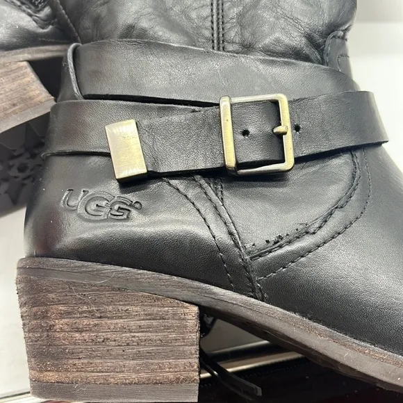 UGG Bess Black Leather Knee High Leg Boots Sz 6. TB2247E