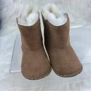 UGG CADEN  SUEDE CHESTNUT BOOTS SIZE 04/05