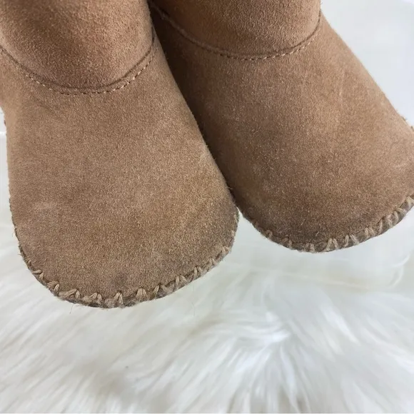 UGG CADEN  SUEDE CHESTNUT BOOTS SIZE 04/05