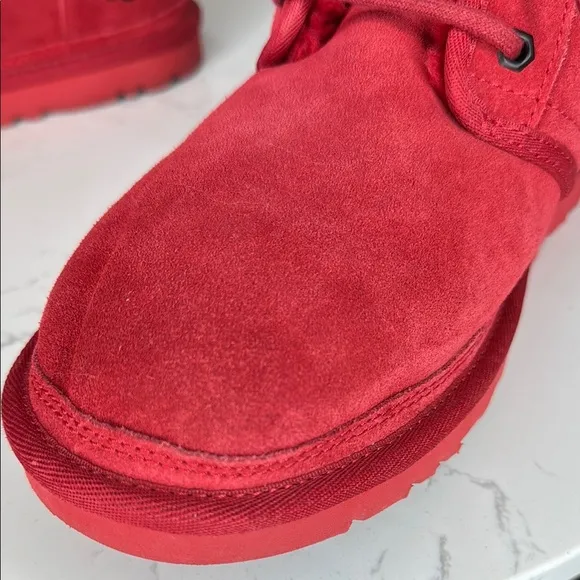 UGG Chukka Lace Up Boot - Samba Red - men’s 10