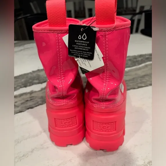 Ugg Classic Brellah Mini Boots Super Coral Size 6 Waterproof New Rain Pink