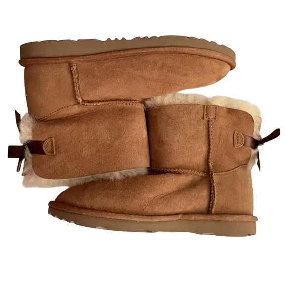 Ugg Classic Mini Bailey Bow II Girls Booties-Tan-Size 4-NWT