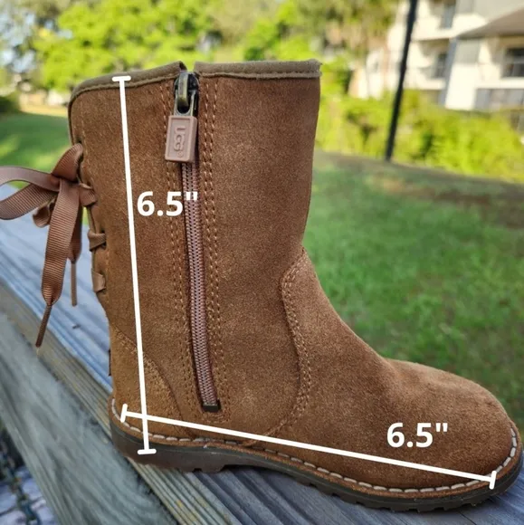 UGG Corene Kids Girls Brown Boots Size 10 Leather Waterproof