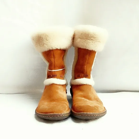 Ugg Elijo Chestnut Sheepskin Boots- Size 7