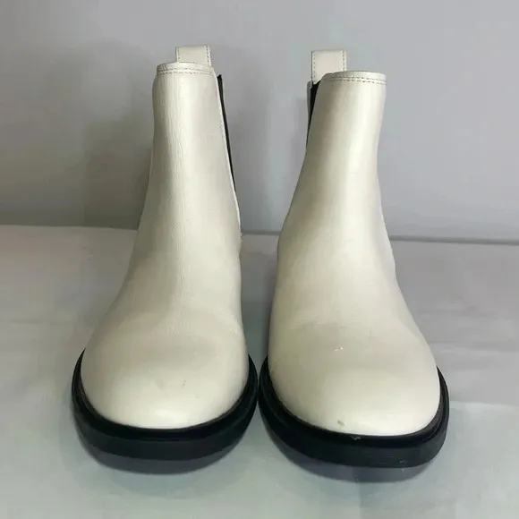 Ugg Emmeth Chelsea Ankle Boots Size 8