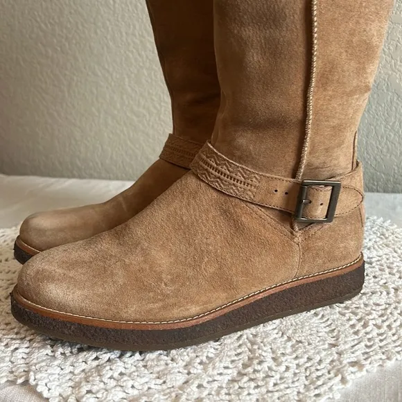 UGG Gellar Riding Boots Size 6.5