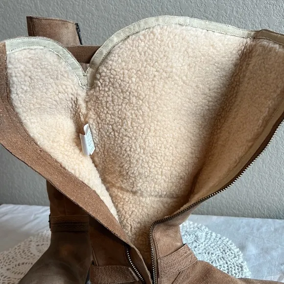 UGG Gellar Riding Boots Size 6.5
