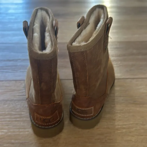 UGG girls boots