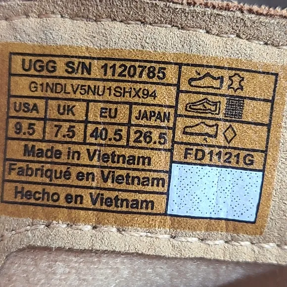 UGG Hapsburg Duck Waterproof Nubuck‎ Leather and Suede Duck Boots Booties Sz 9.5