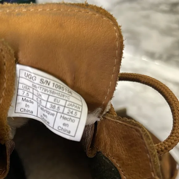 Ugg Hather Ankle Boots Booties Brown Leather Low Block Heel Waterproof 7.5