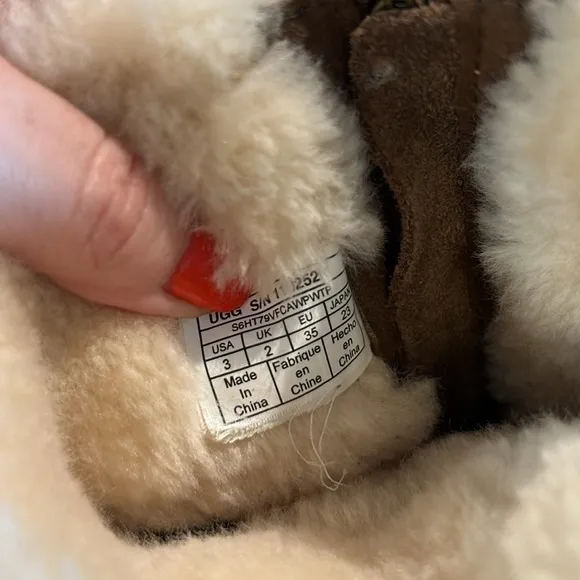 Ugg K Maddi Boots Little Kids Size 3