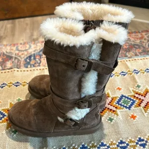 Ugg K Maddi Boots Little Kids Size 3