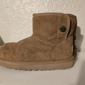 UGG Kids Tan Suede Boots