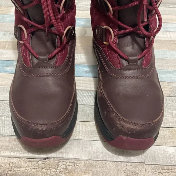 Ugg Lachlan Boots