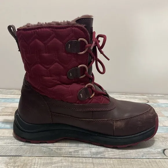 Ugg Lachlan Boots