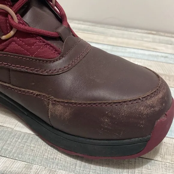 Ugg Lachlan Boots
