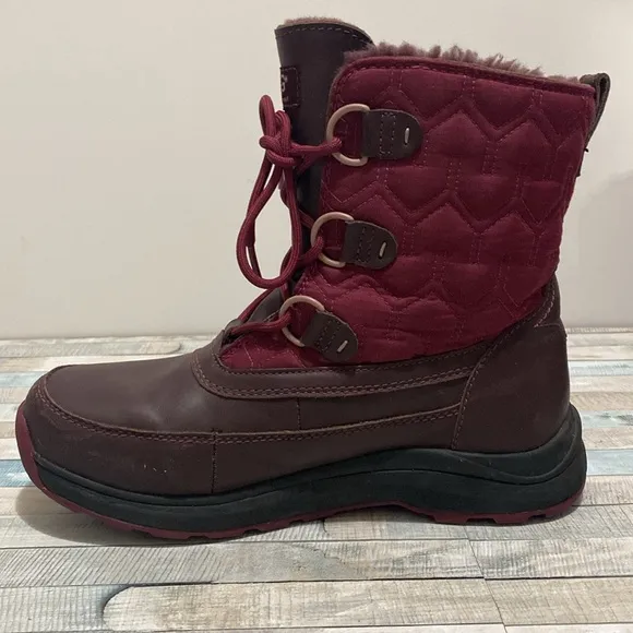 Ugg Lachlan Boots