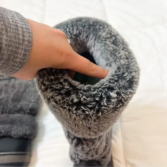 Ugg Lilyan Black Fur Tall Snow Boots