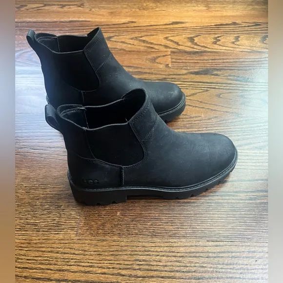 UGG Loxley Waterproof Leather Black Boots Women's Size 8