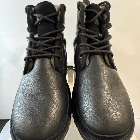 UGG Men's Neumel High Heritage Fashion Boot size 13 New Suede upper
