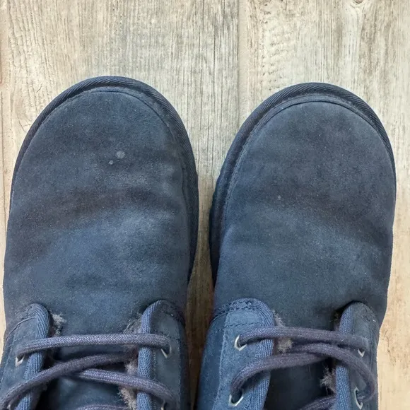 UGG Neumel Chukka Suede Lace Up Ankle Boots Size 9