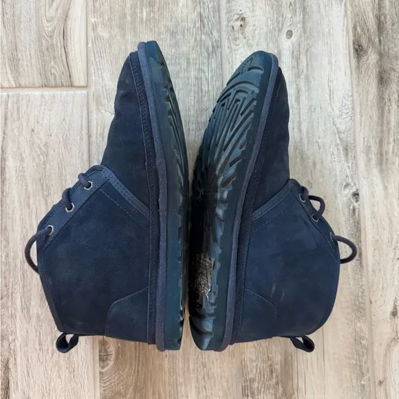 UGG Neumel Chukka Suede Lace Up Ankle Boots Size 9