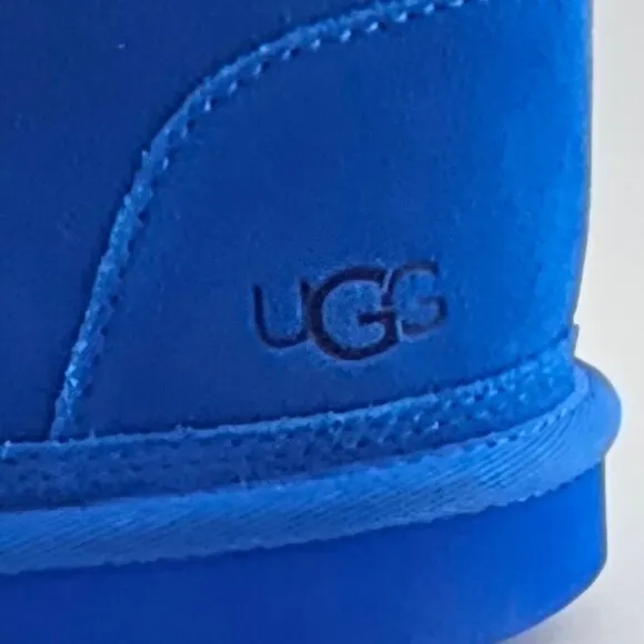 UGG Neumel II Chukka Suede Boots Big Kids Size 6 NWOT