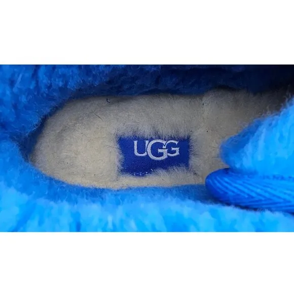 UGG Neumel II Chukka Suede Boots Big Kids Size 6 NWOT