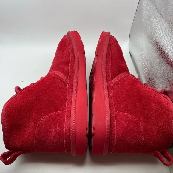 UGG Neumel II red suede chukka boots girls size 4Youth