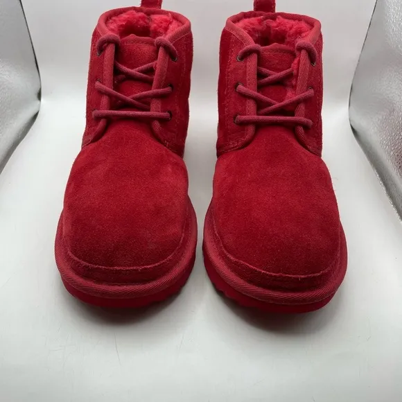UGG Neumel II red suede chukka boots girls size 4Youth