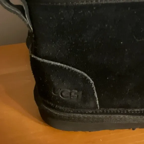 UGG NEUMEL WOMEN ANKLE BOOTS SUEDE BLACK US 4