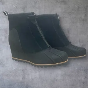 Ugg Reggie Black Waterproof Leather Wedge Boots Womens 10 Wool Lined Seam Sealed