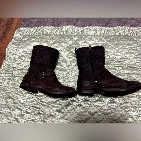 UGG  Robbie Black Waterproof Boots Size 7