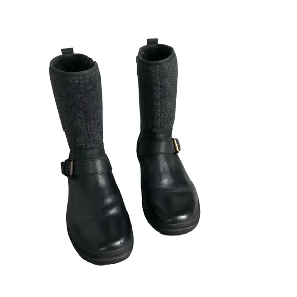 UGG Robbie Boots Mid Calf Waterproof Winter Snow Rain Women’s Size 7
