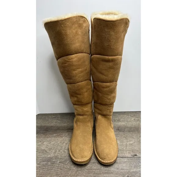 UGG Samantha Chestnut Brown Suede Boots Size 6