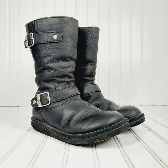 UGG Shearling Black Leather Mid Calf Silver Buckles Detail Winter Boots I795
