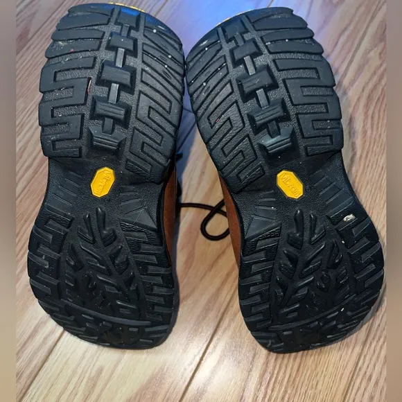 Ugg snow boots