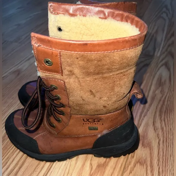 Ugg snow boots
