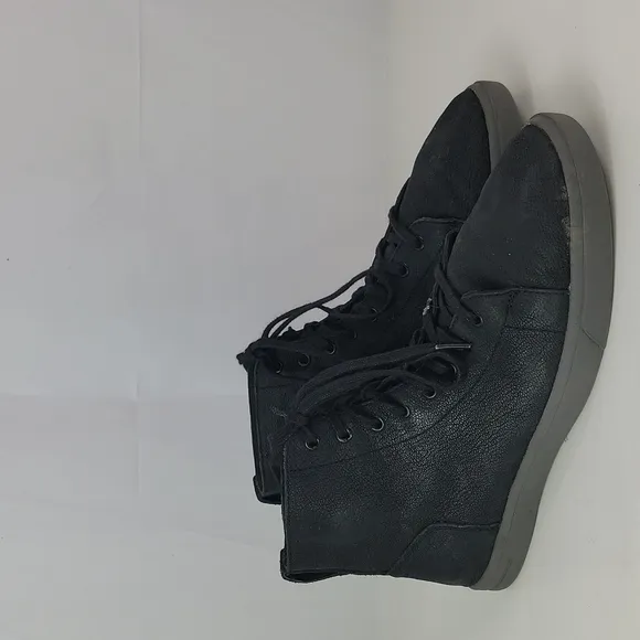 UGG Steiner Hi Top Suede Leather Men's Boots